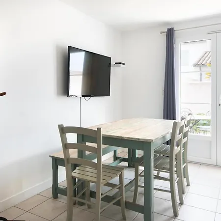 Appartement Colombelle Proche Du Marche Et De La Plage La Couarde-sur-Mer Exterior photo